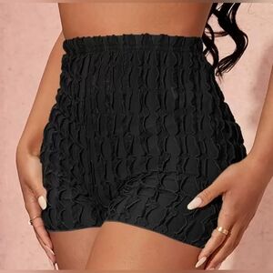 ♣️ Textured Black Shorts